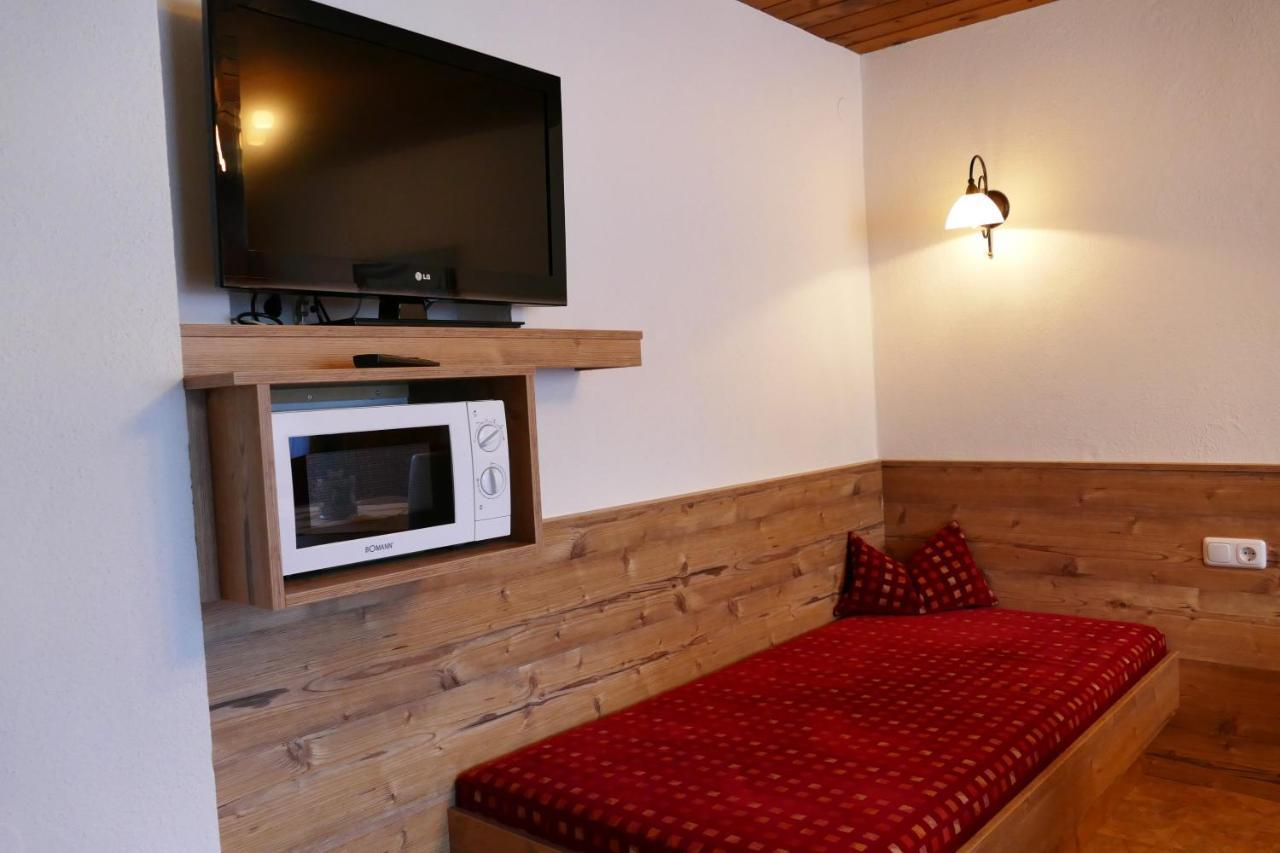 Gaestehaus Hochmuth Mayrhofen Buitenkant foto