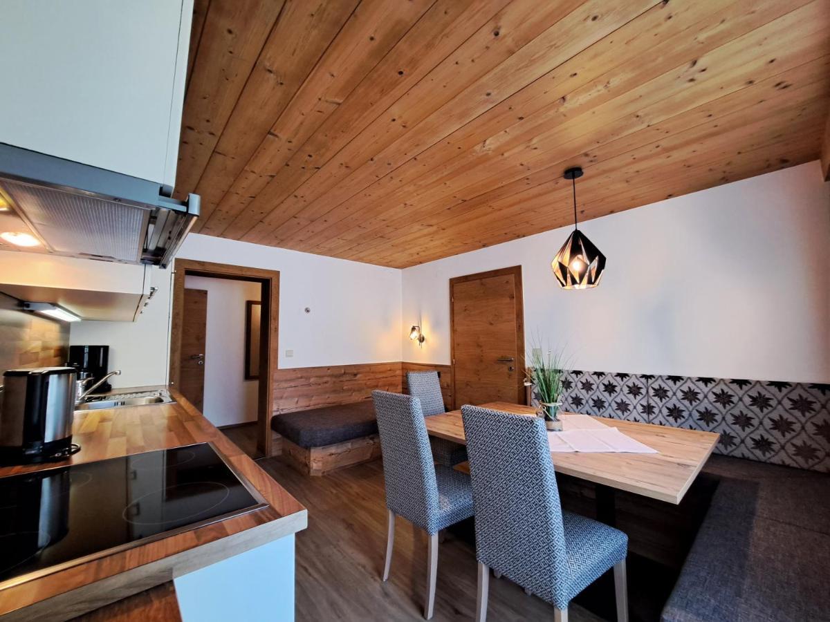 Gaestehaus Hochmuth Mayrhofen Buitenkant foto