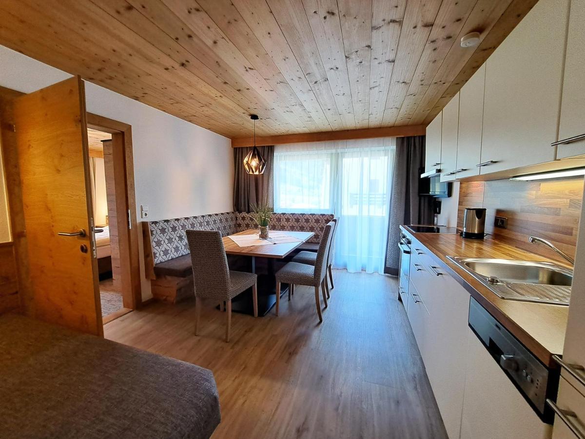 Gaestehaus Hochmuth Mayrhofen Buitenkant foto