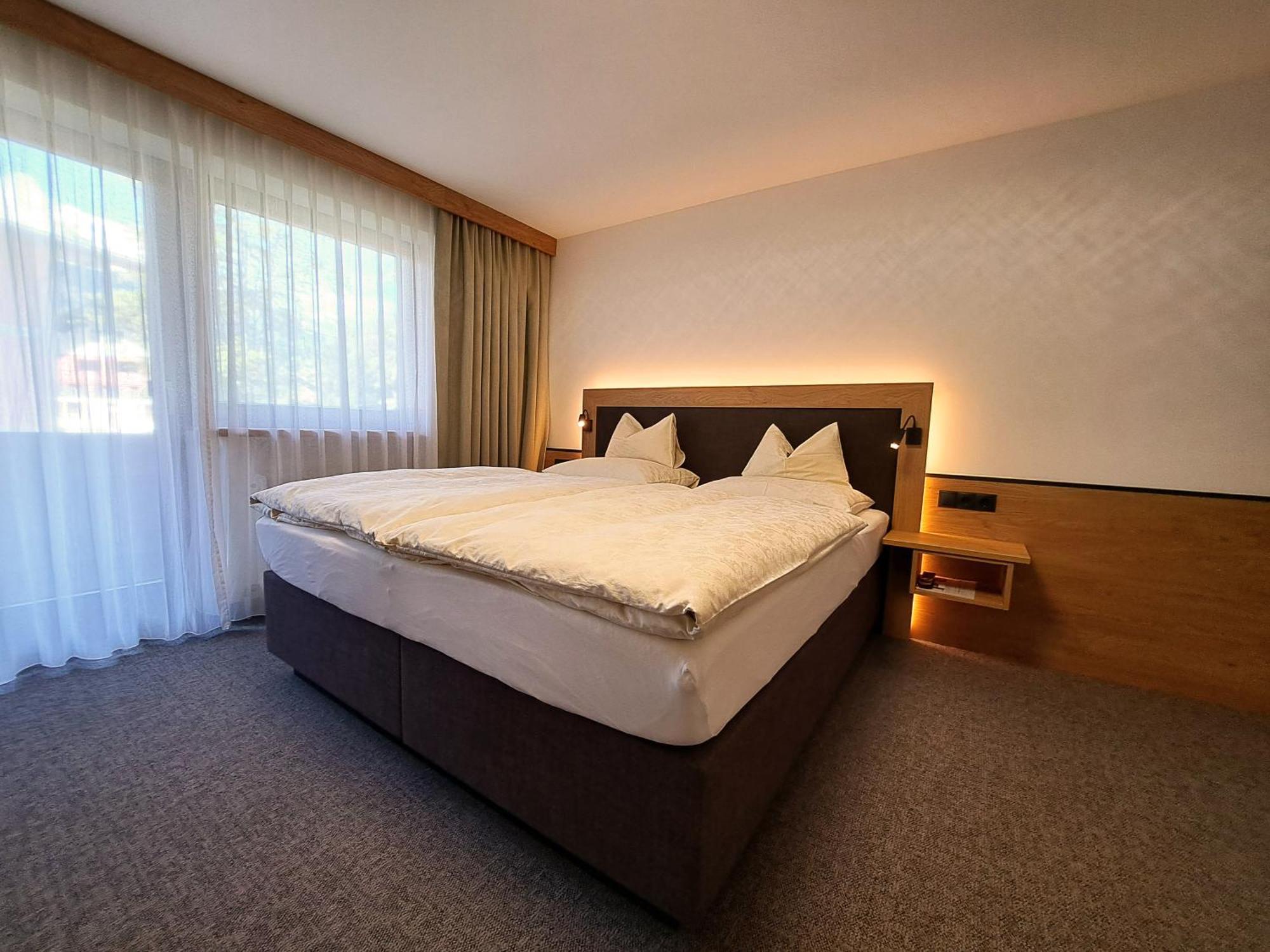 Gaestehaus Hochmuth Mayrhofen Buitenkant foto